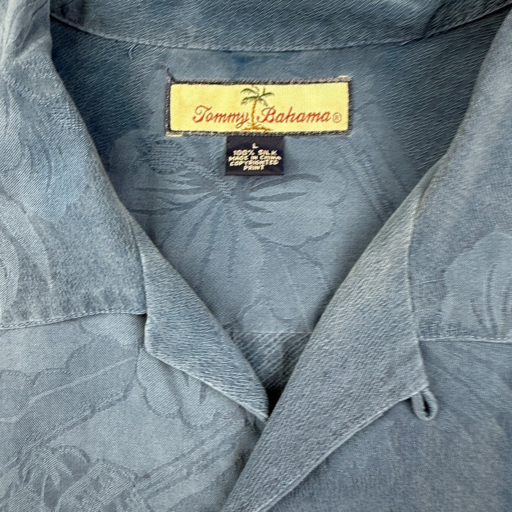 Tommy Bahama Tropic Isles Silk Camp Shirt Men's Large Blue Floral Relaxed Fit - Picture 6 of 9
